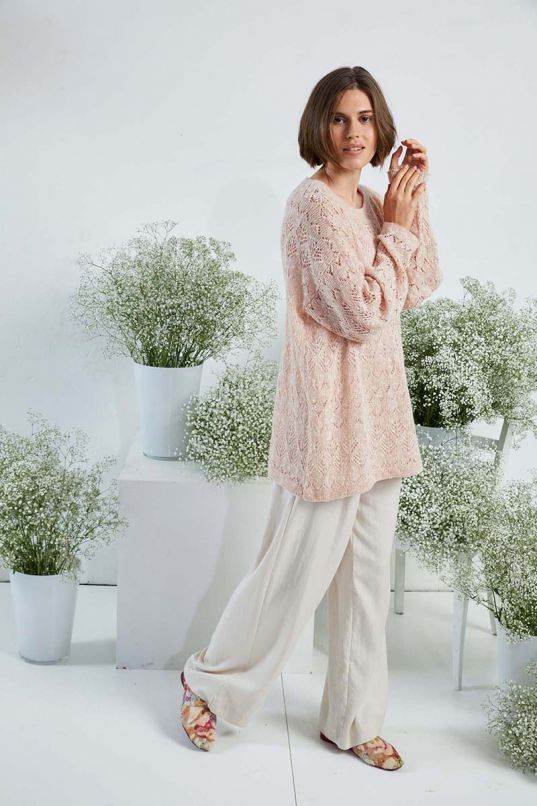 Tuniek trui met ajourmotieven in Lotus Lang Yarns