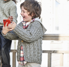 Kabelvest voor kinderen in Merino Flamé | Katia