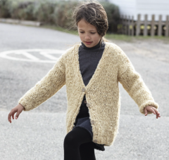 Kindervest met knopen in Mouton | Katia
