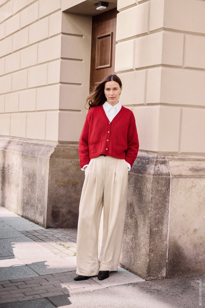 Vest in Cool Wool | Lana Grossa
