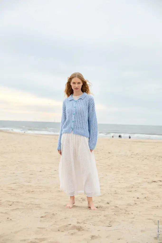 Vestje met gaatjesmotief in Ecopuno & Silkhair | Lana Grossa