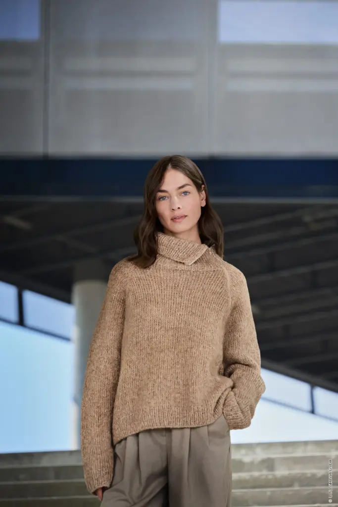 Top Down Trui in Alpaca Air II | Lana Grossa