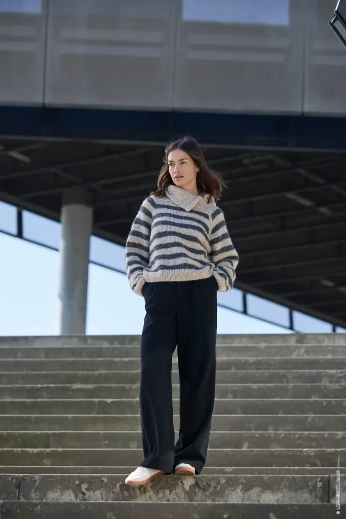 Top Down Trui met streepmotief in Alpaca Air II | Lana Grossa