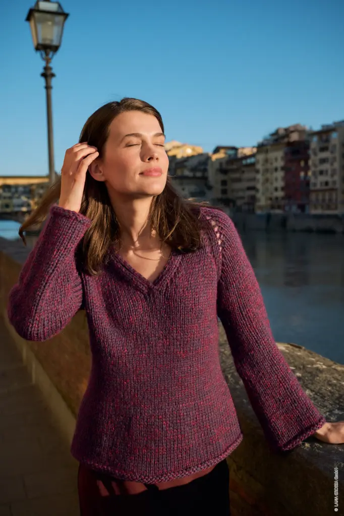 Gecentreerde trui met v-hals in Winter Softness & Silkhair | Lana Grossa