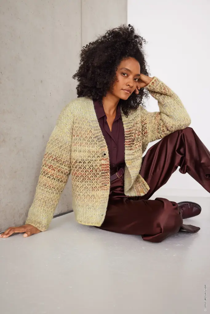 Vest in Airy & Picasso | Lana Grossa