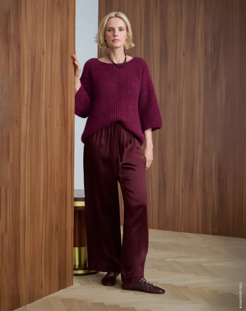 Trui met schouderpas en halve patentsteek in Ecopuno & Silkhair | Lana Grossa