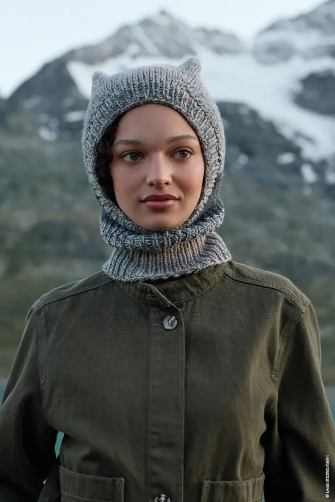 Balaklava muts in Gomitolo Fumo | Lana Grossa