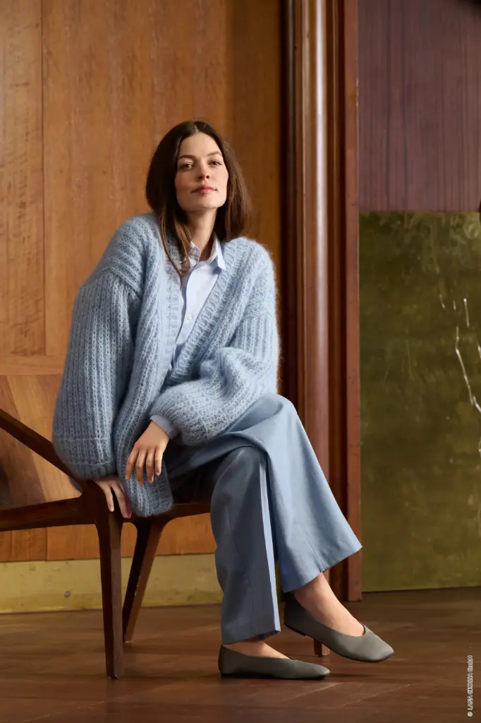 Vest met halve patentsteek en v-hals in Mohair di Gio | Lana Grossa