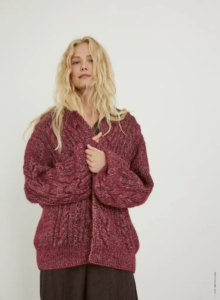 Vest met kabelmotief in Natural Alpaca Pelo | Lana Grossa