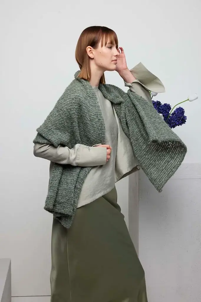 Brede stola in Piuma & Lace | Lang Yarns