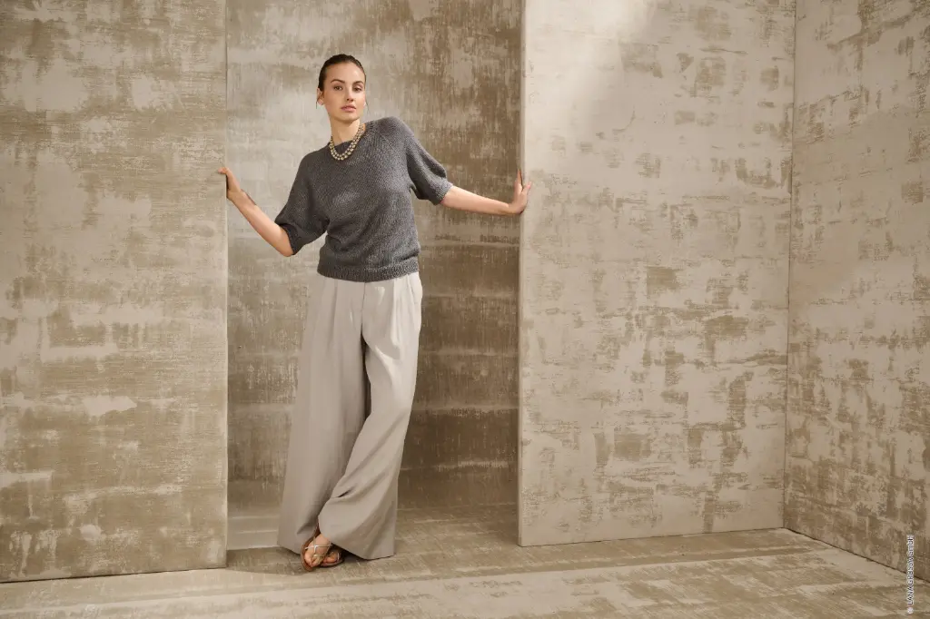 Top Down truitje met halflange mouwen in Tencellino | Lana Grossa