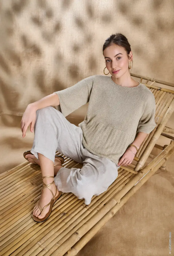 Truitje met halflange mouwen en gekruiste steken motief in Solo Lino | Lana Grossa