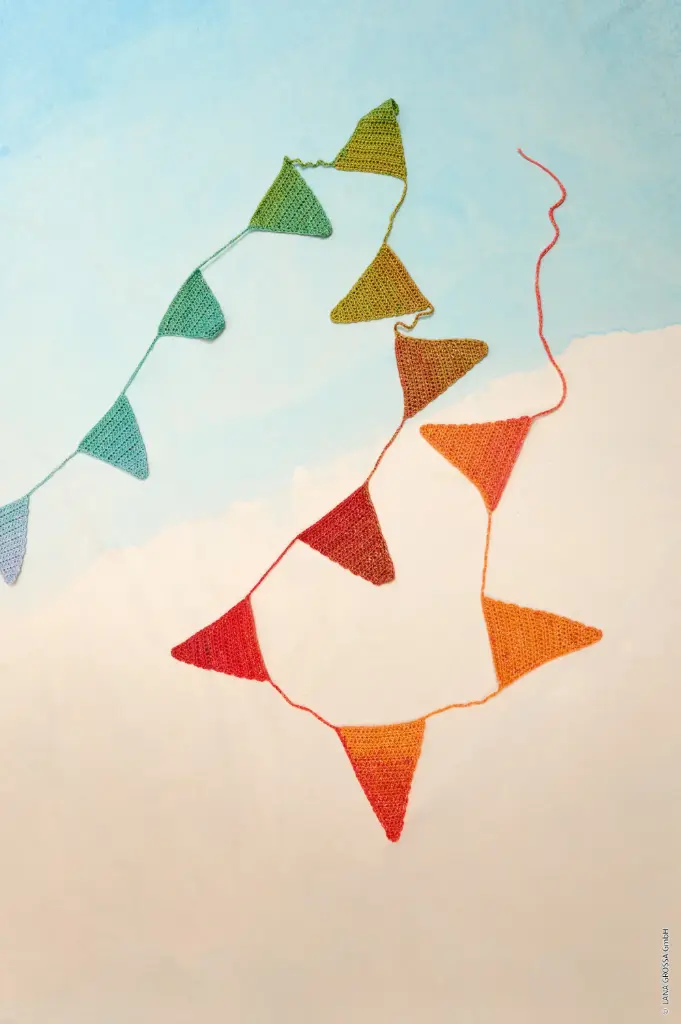 Gehaakte vlaggenlijn in Cotonella | Lana Grossa