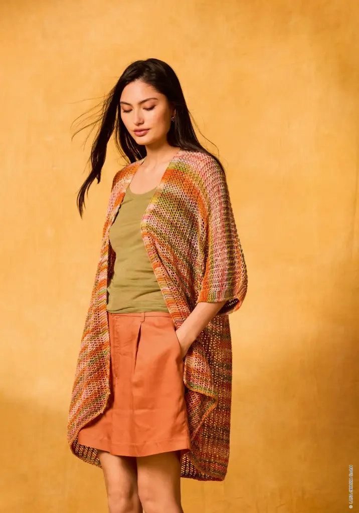 Top Down kimono vest in Gomitolo Alga & Cotonella | Lana Grossa