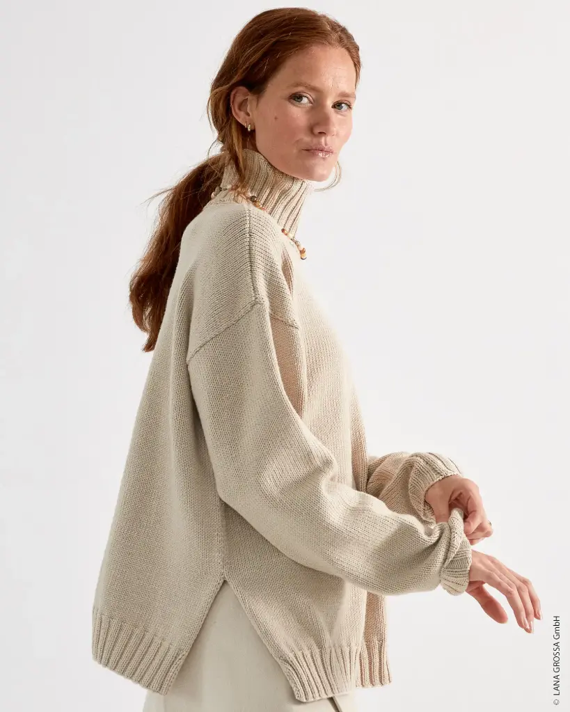 Trui Ida II met splitten in Merino Più | Lana Grossa