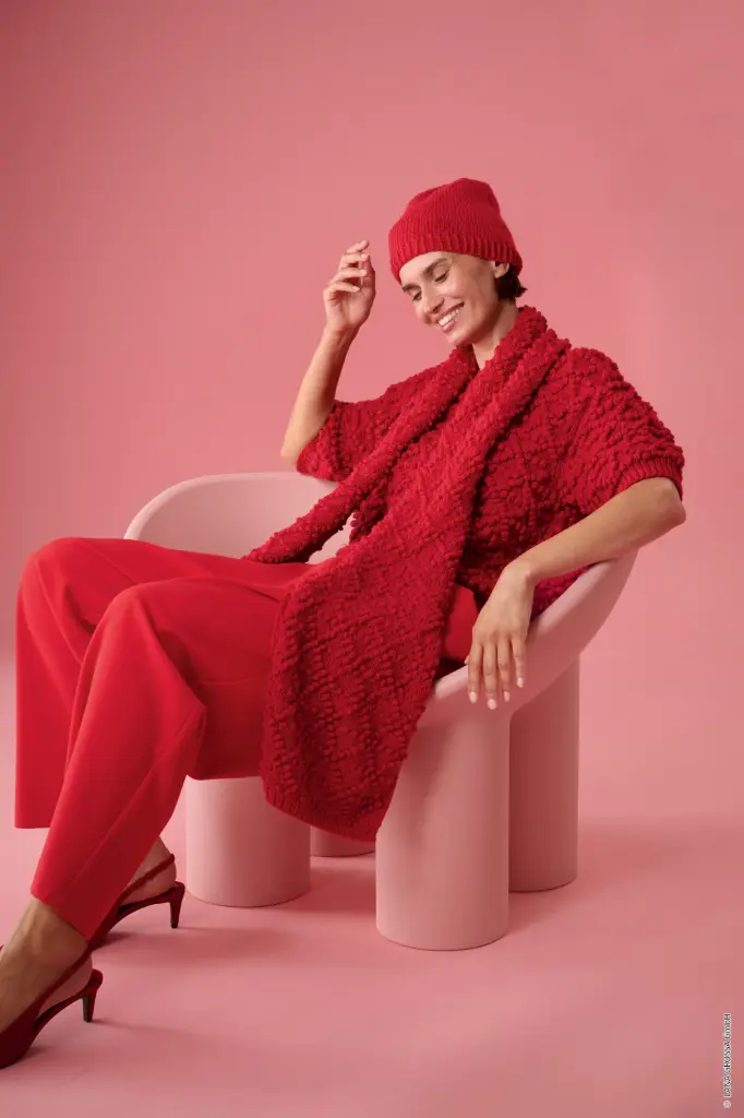 Sjaal met knopjesmotief in Cool Merino | Lana Grossa