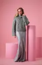 Korte trui met kabelmotief en hoge kraag in Mohair di Gio | Lana Grossa